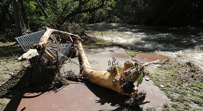 2013 Boulder Creek flood aftermath. Photo: David Oonk/CIRES.