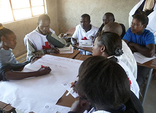 Group work during the training session for Sikaunzwe and Kasaya volunteers